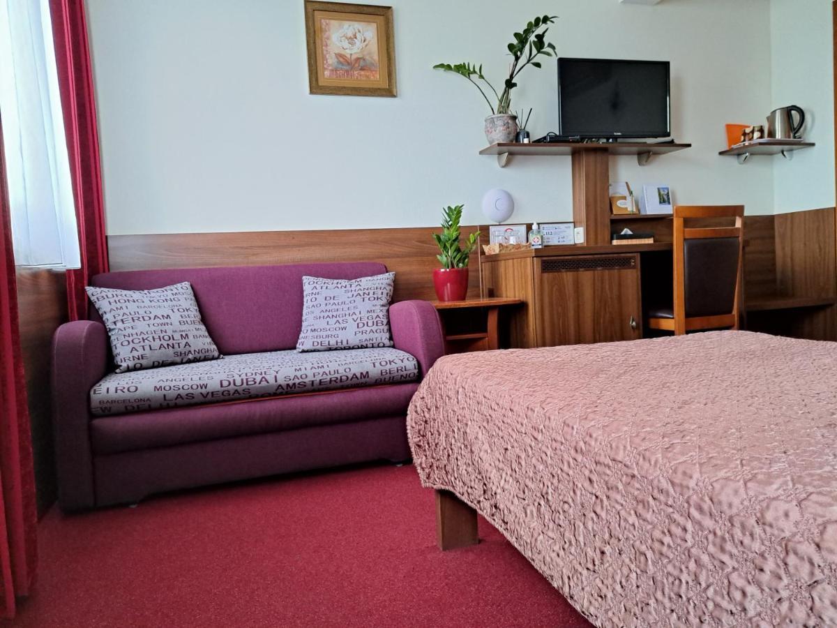 Penzion Kozak B&B Sebedražie Esterno foto