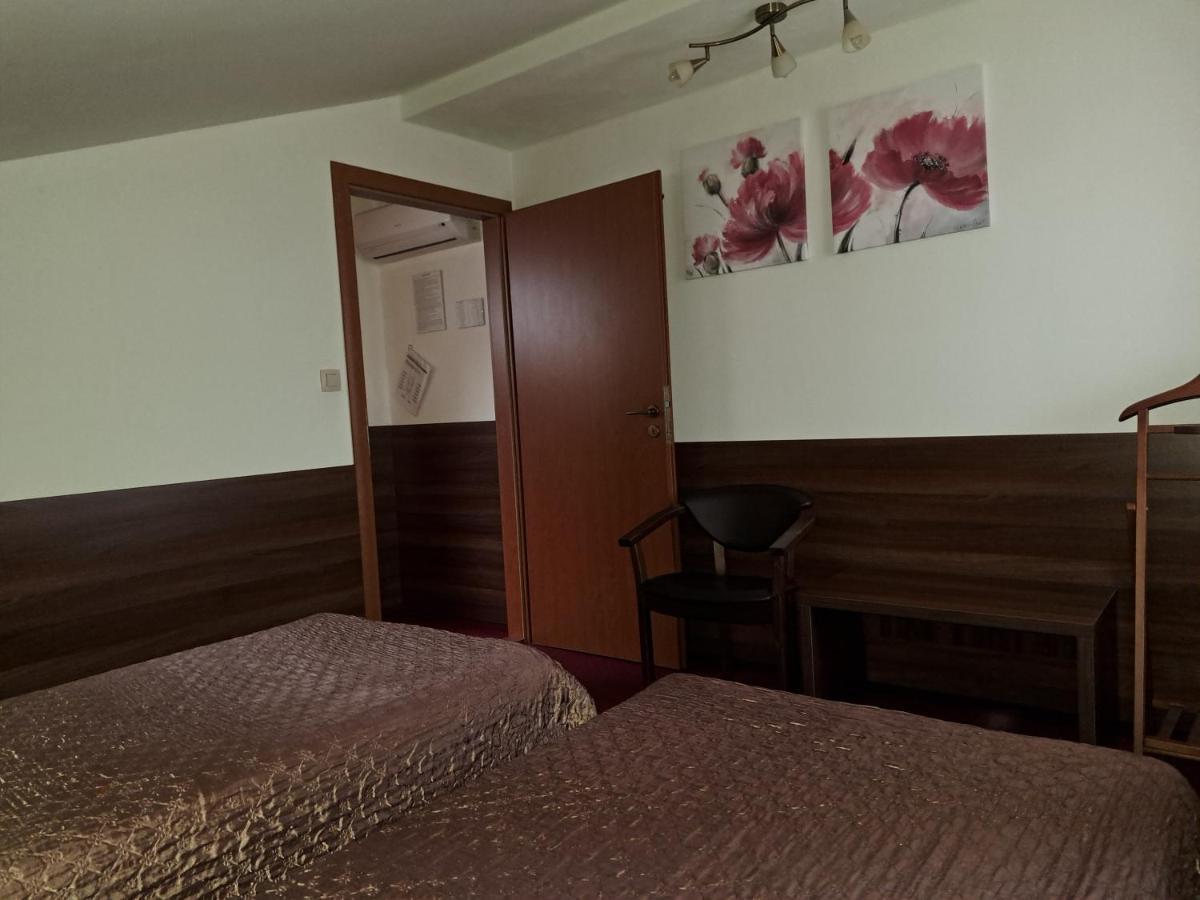 Penzion Kozak B&B Sebedražie Esterno foto